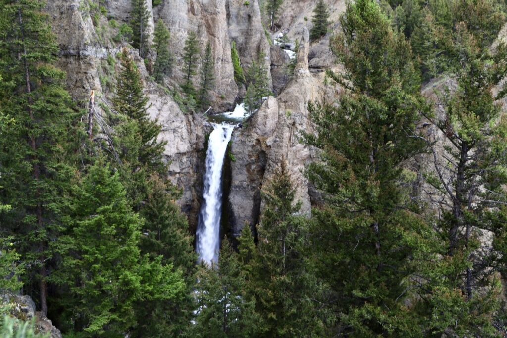 yellowstone national park タワーフォール